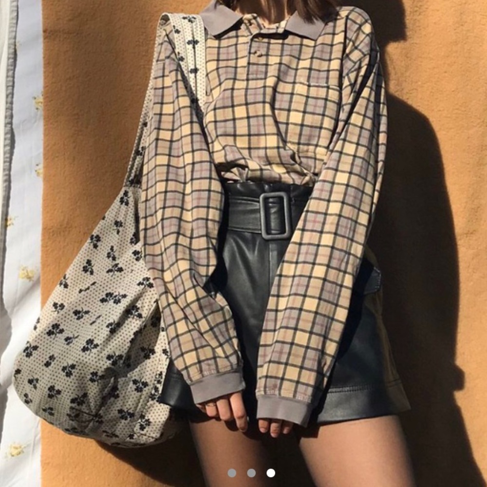 YOUR BOYFRIEND’S PLAID TEE